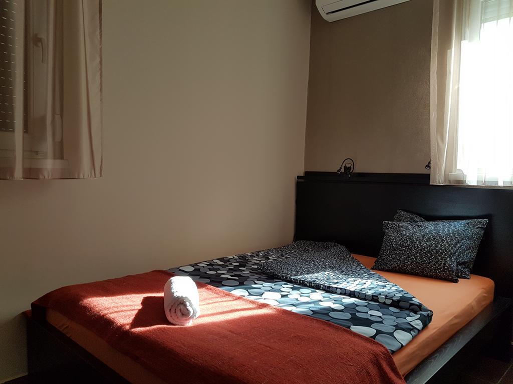 Mgtels Apartman - With Private Parking Budapest Exterior foto